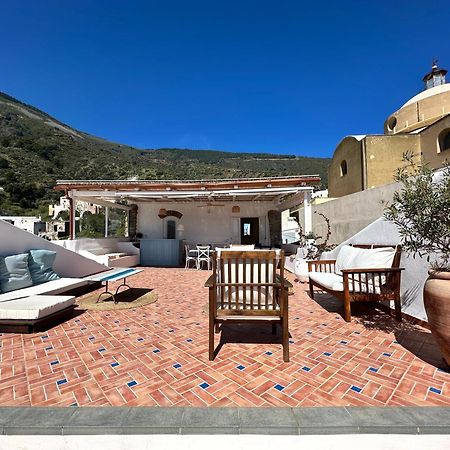 Bed and breakfast Antica Dimora Santa Marina Salina Extérieur photo
