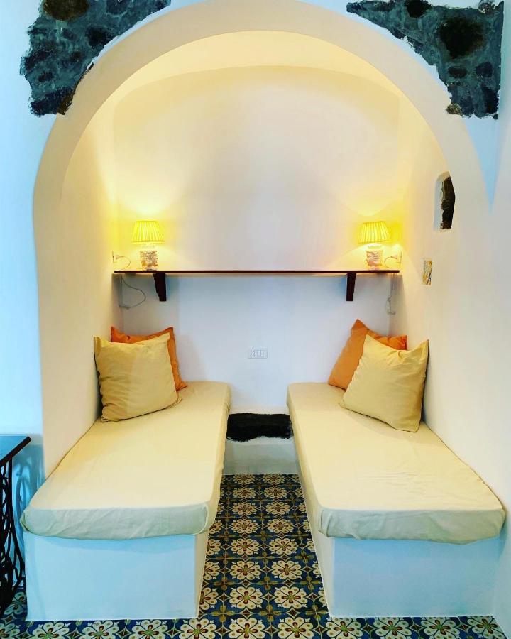 Bed and breakfast Antica Dimora Santa Marina Salina Extérieur photo